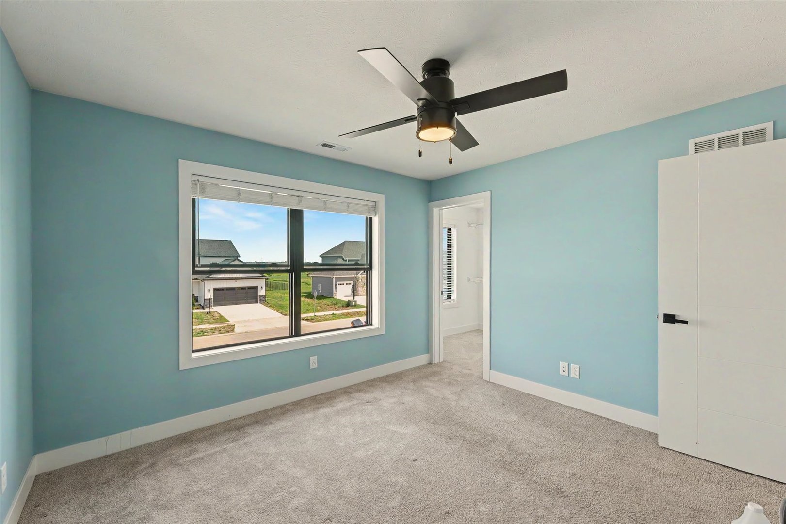 301 Sutton Street Property Photo 34