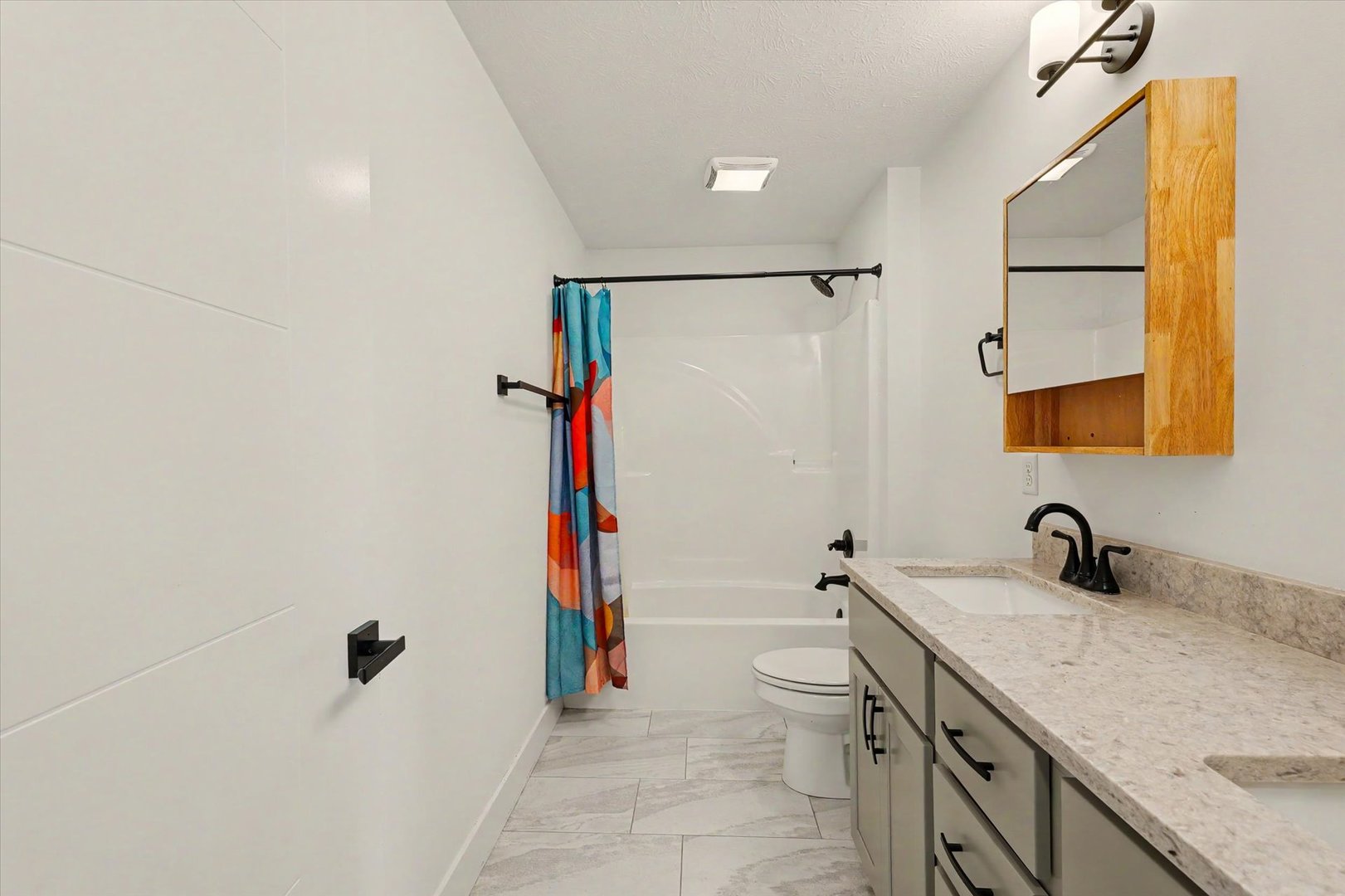 301 Sutton Street Property Photo 42