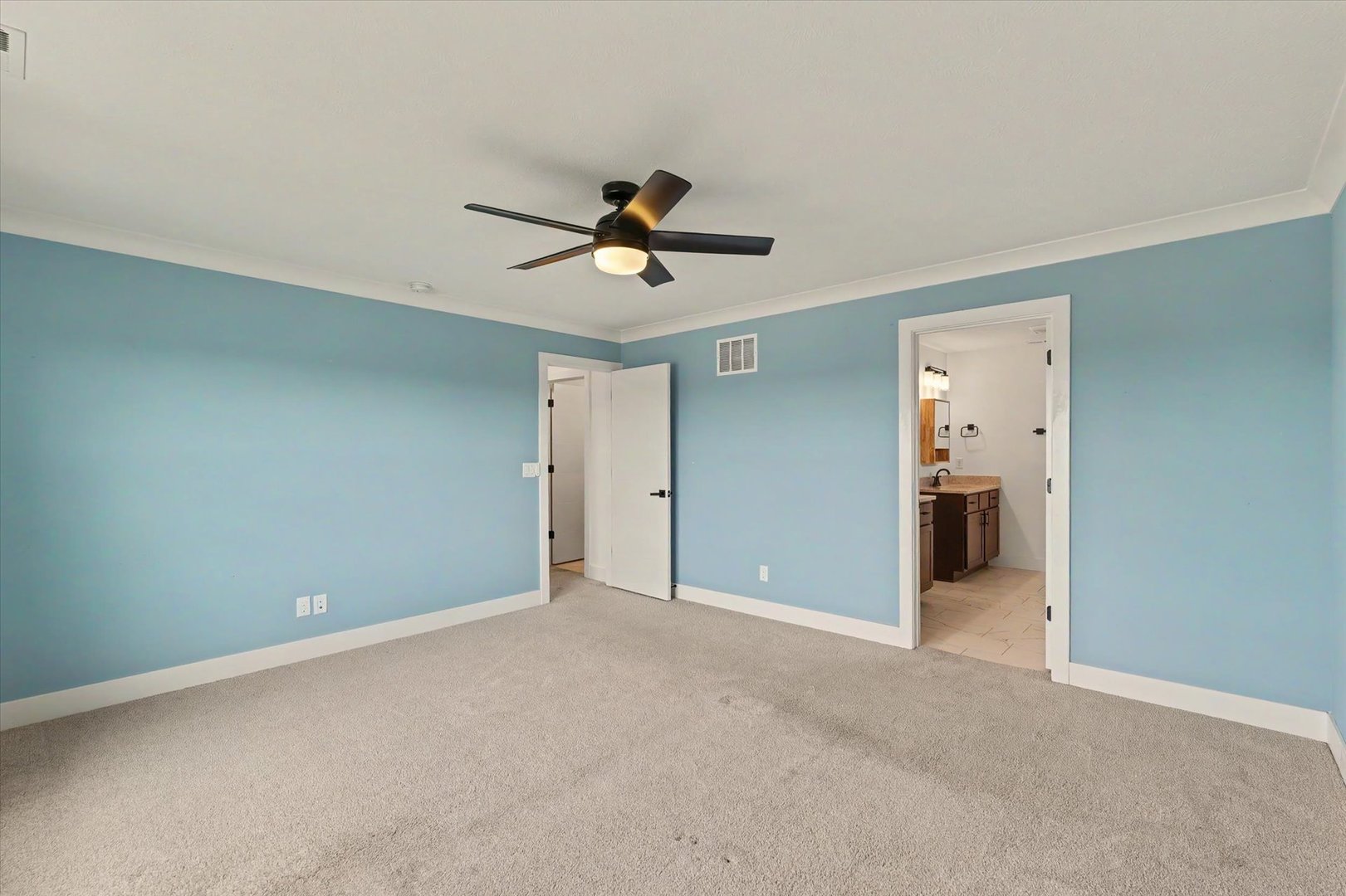 301 Sutton Street Property Photo 44