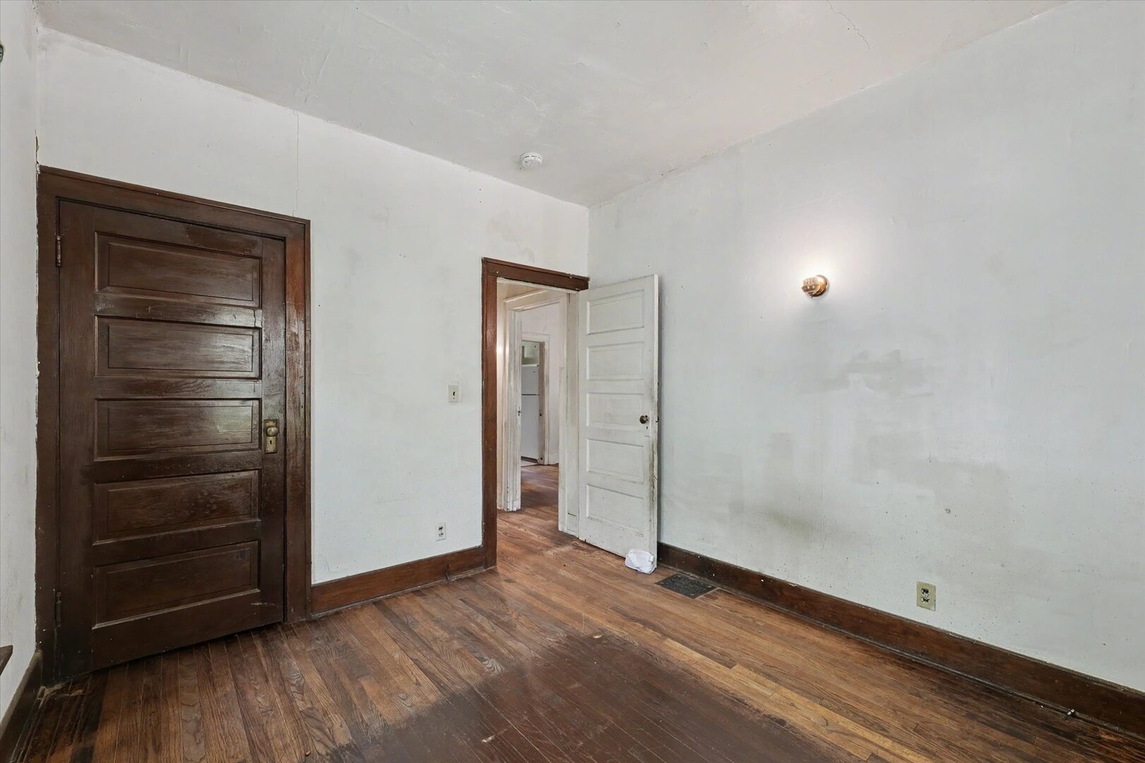 402 S Johnson Avenue Property Photo 19