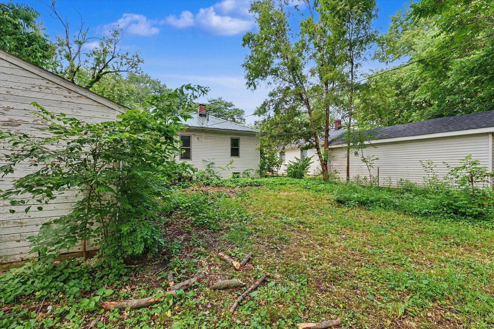 402 S Johnson Avenue Property Photo 26