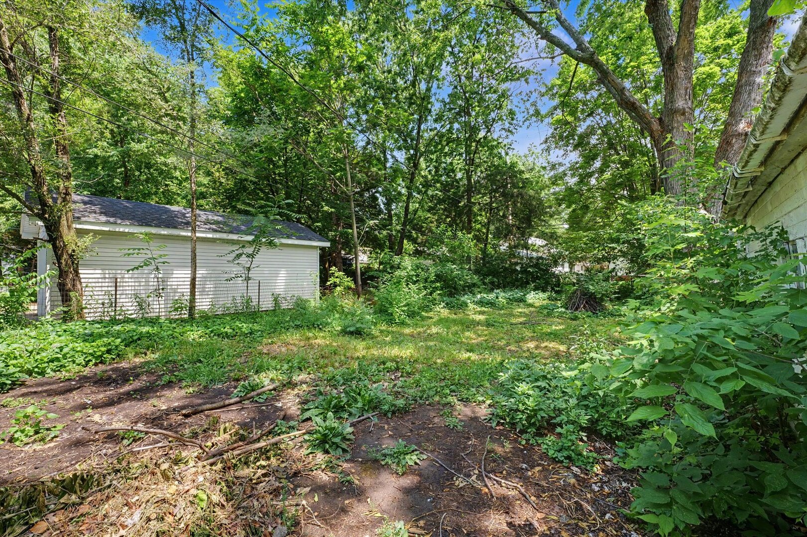 402 S Johnson Avenue Property Photo 29