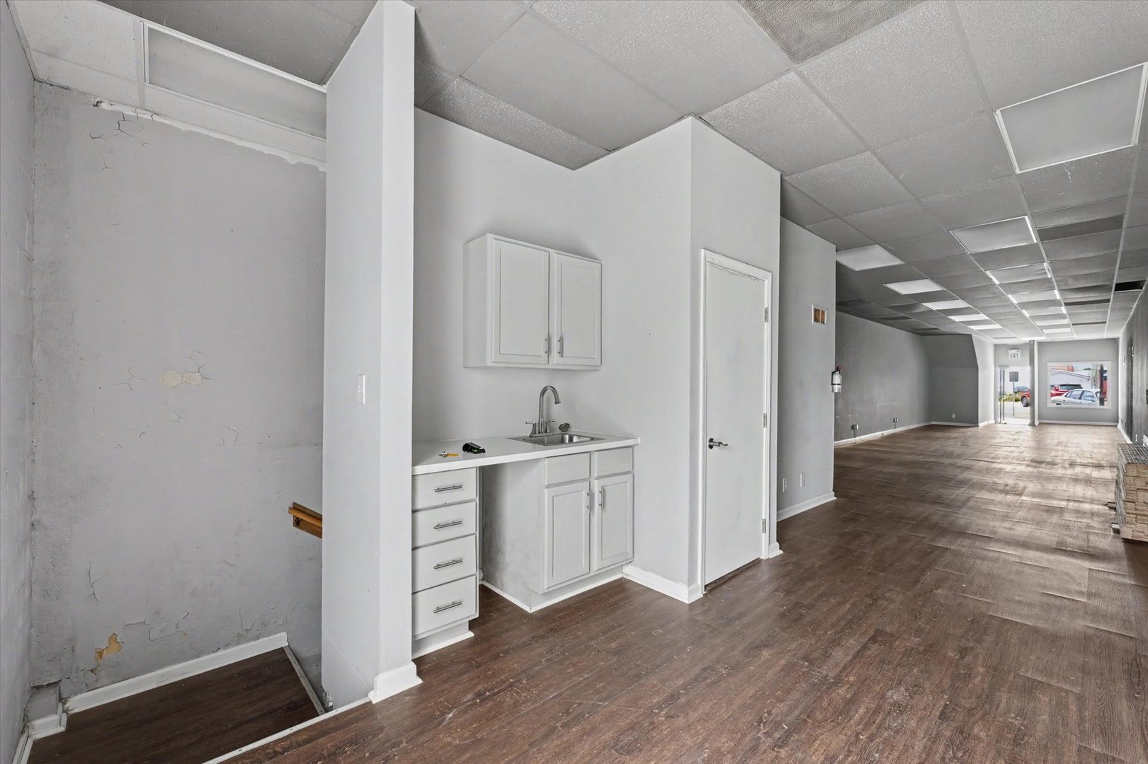122-124 E Sangamon Avenue Property Photo 25