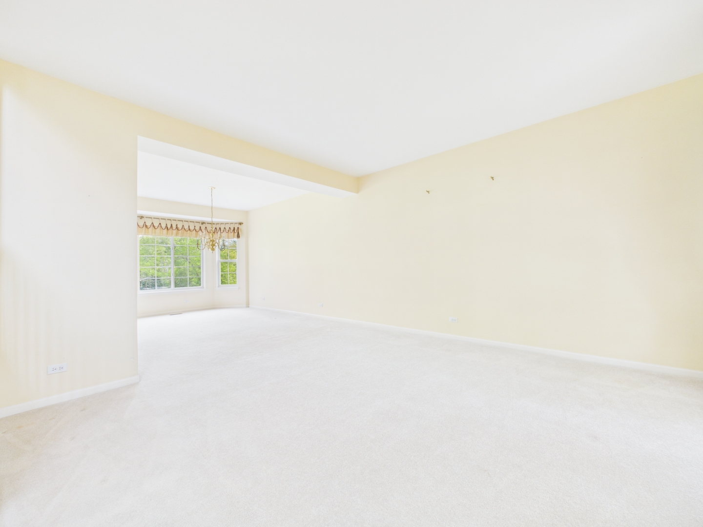 7486 Abbey Road Property Photo 5