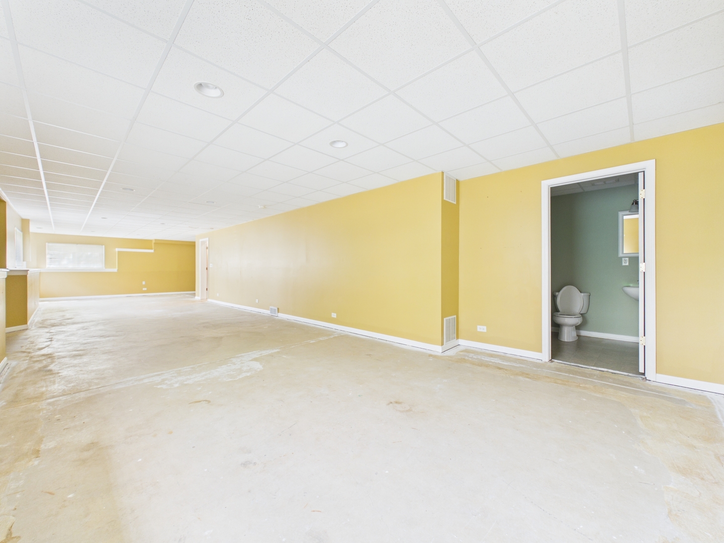 7486 Abbey Road Property Photo 29