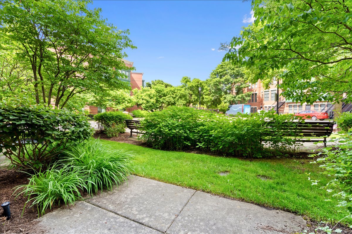 130 N Rose Street Property Photo 13