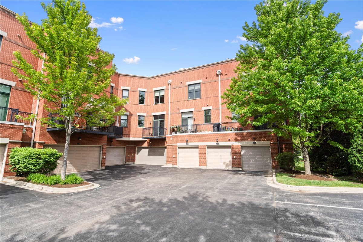 130 N Rose Street Property Photo 41