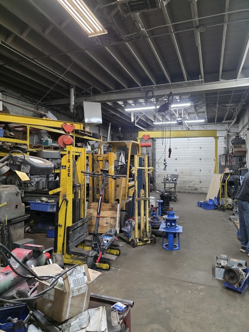 3839-41 N Kedzie Avenue Property Photo 11