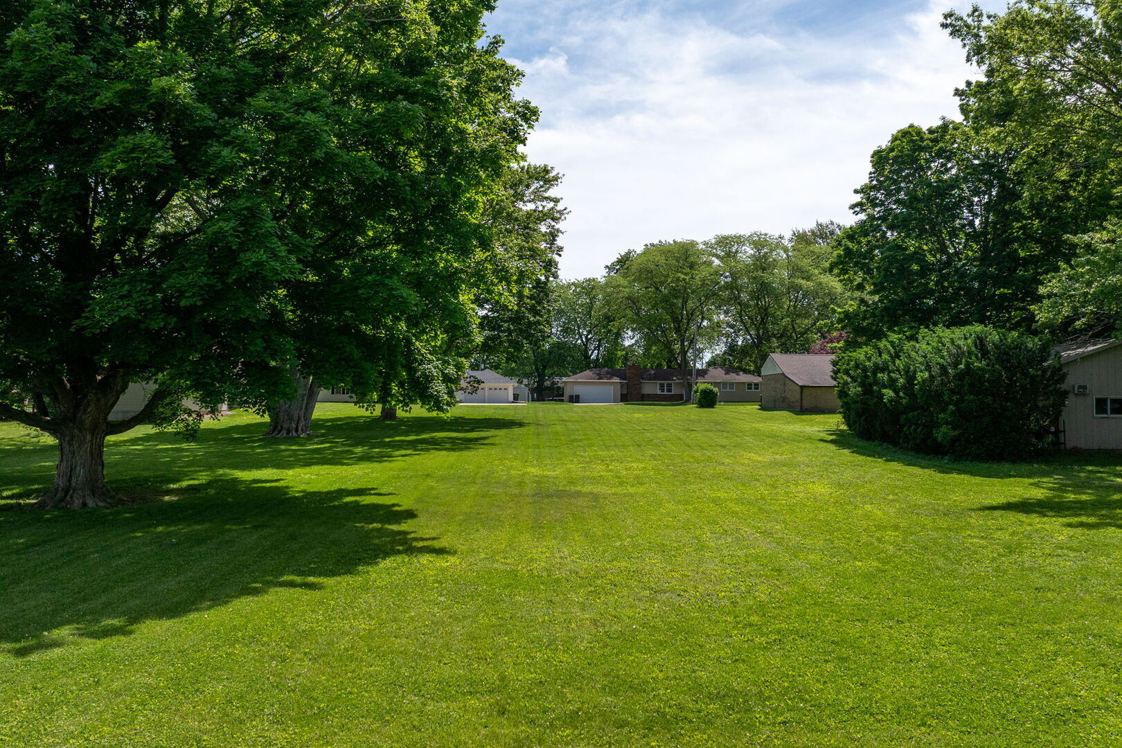 533 N Stewart Street Property Photo 7