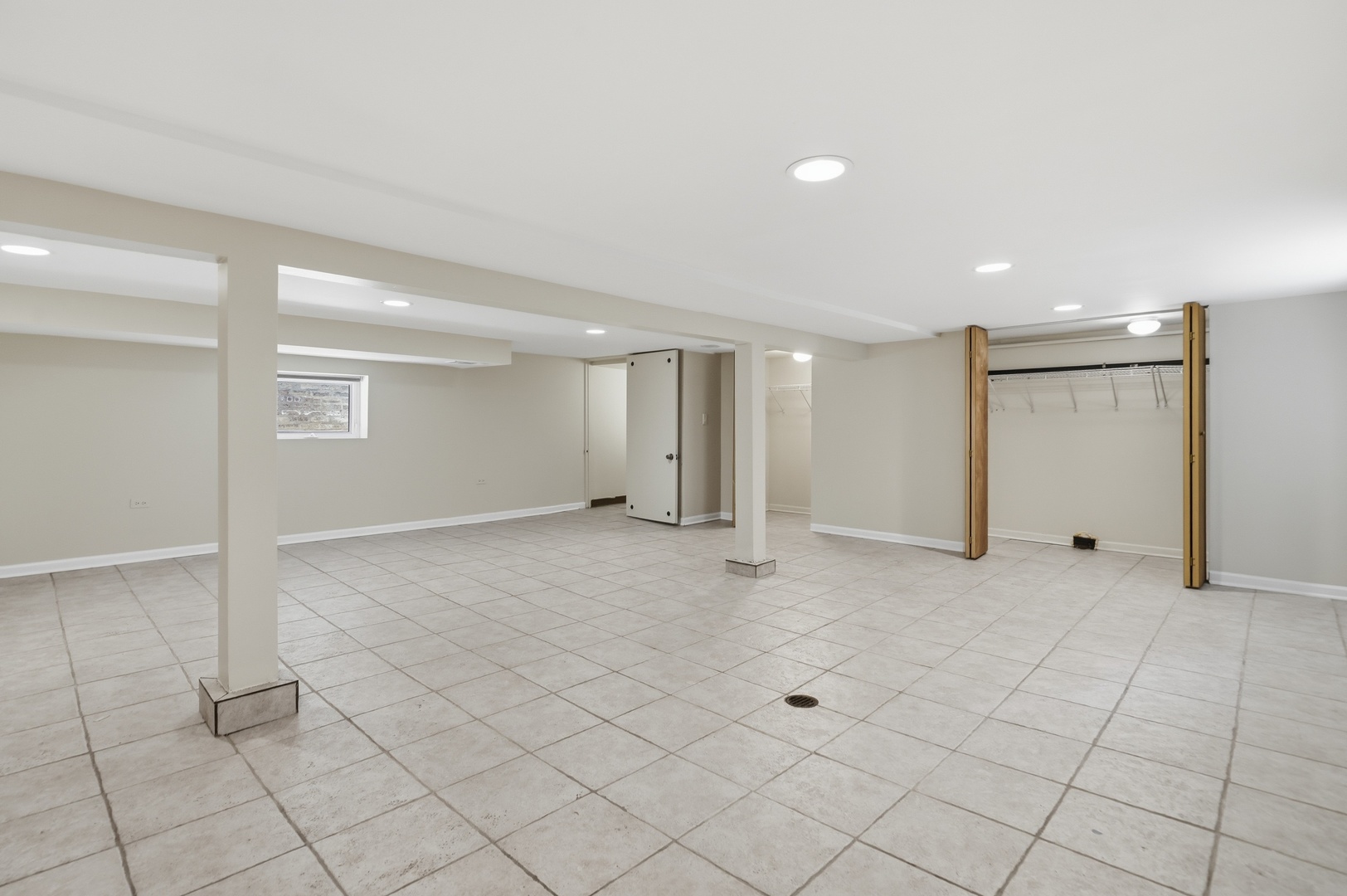 4128 N Ottawa Avenue Property Photo 30