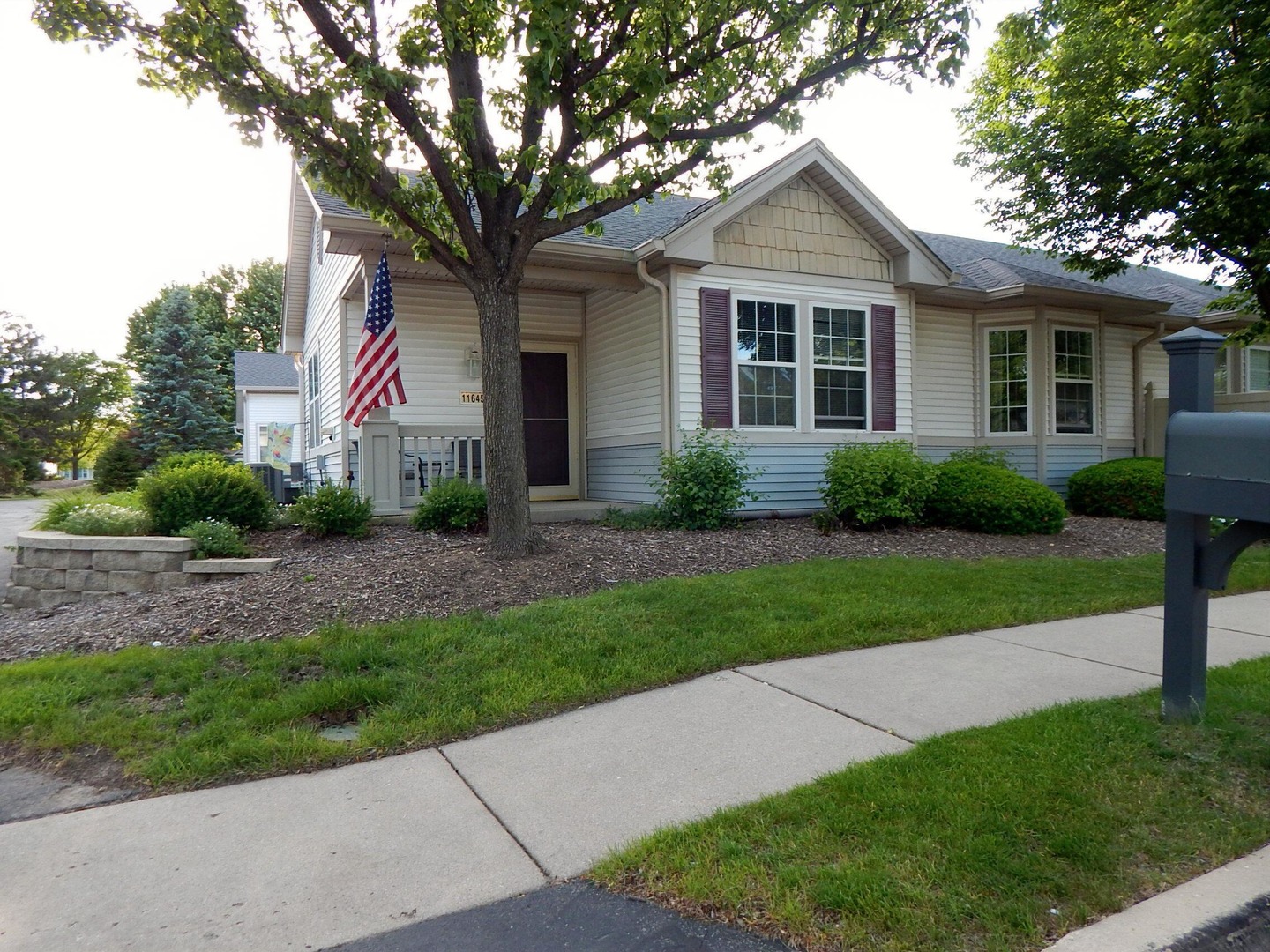 11645 River Terrace Lane Property Photo 1