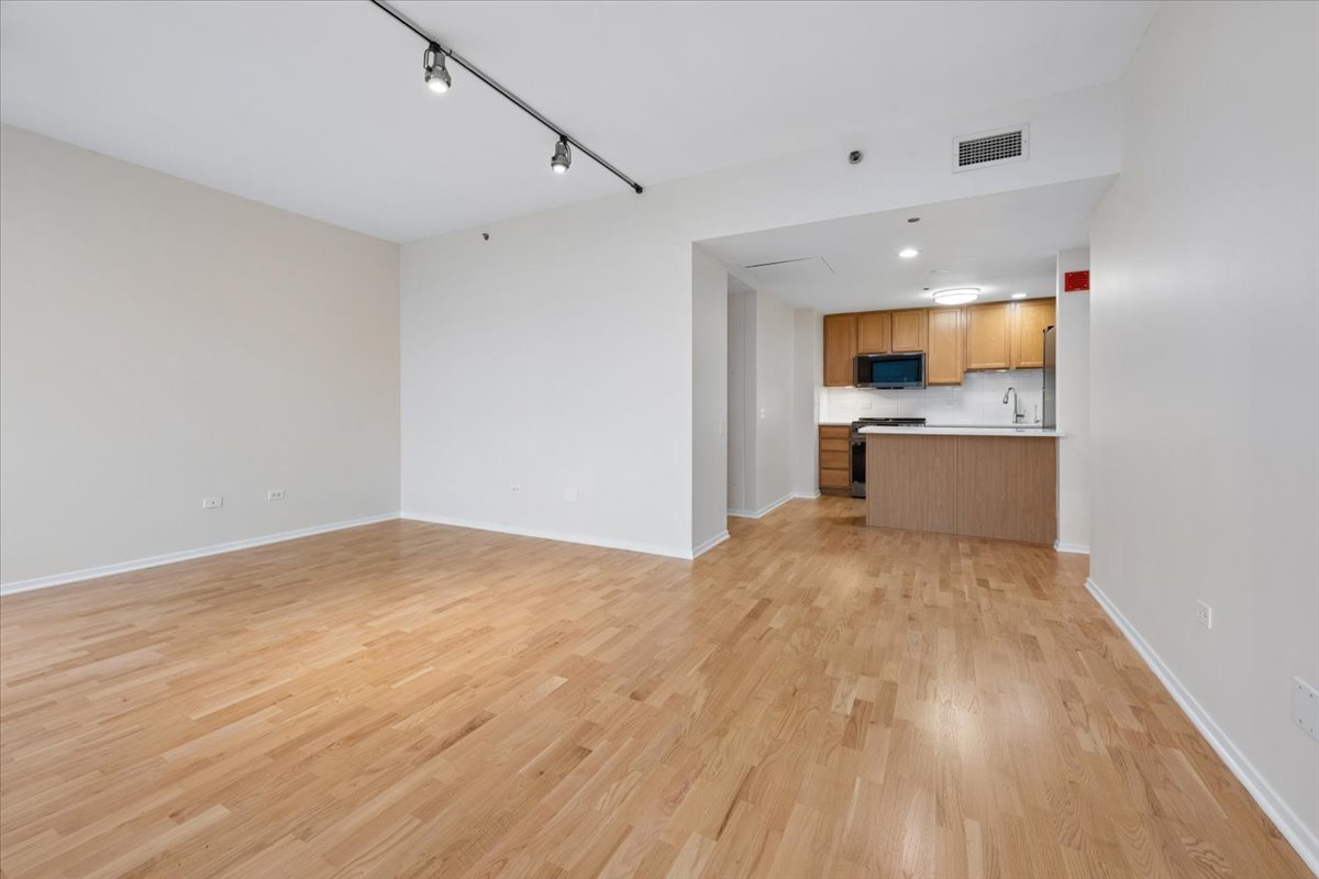 61 W 15th Street 806 Property Photo 5