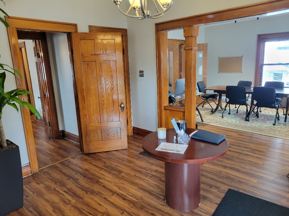 117 W Willow Avenue Property Photo 3