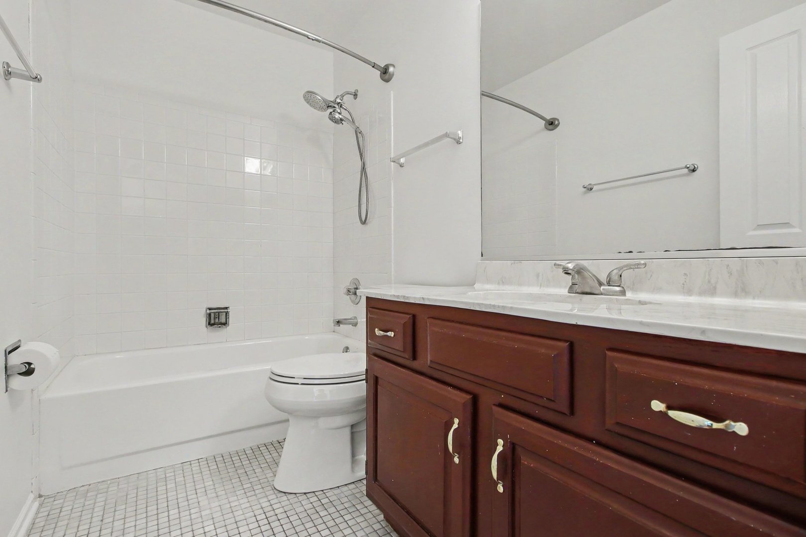 865 Warwick Lane Property Photo 34