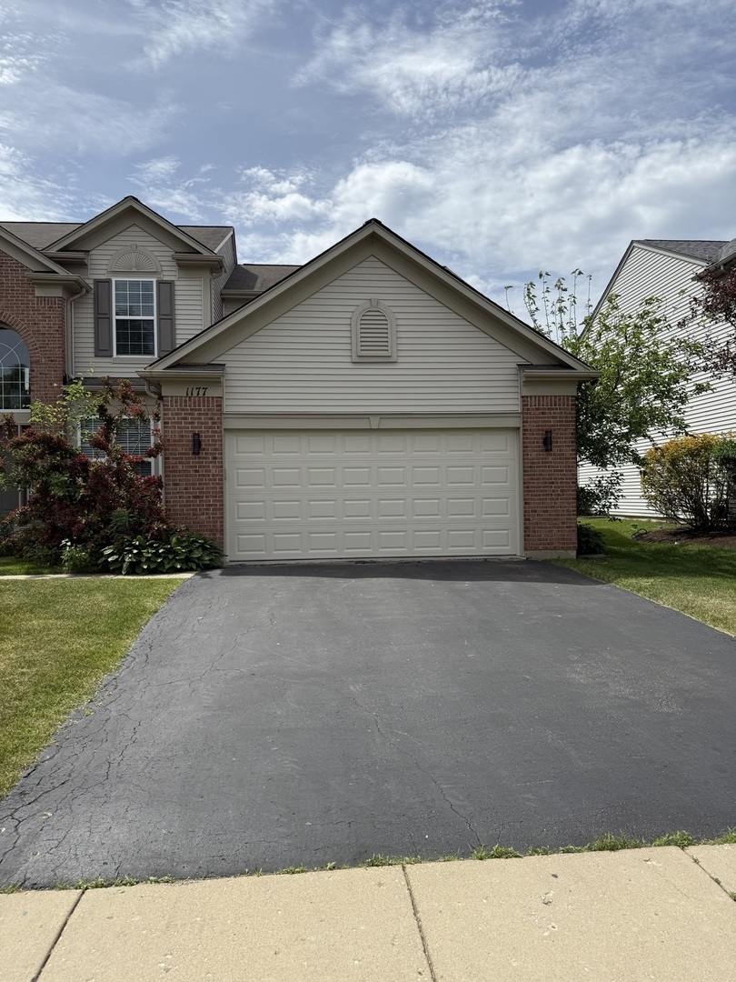 1177 Blue Heron Circle Property Photo 1