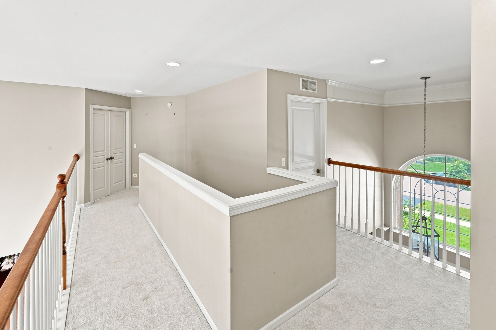 1177 Blue Heron Circle Property Photo 2