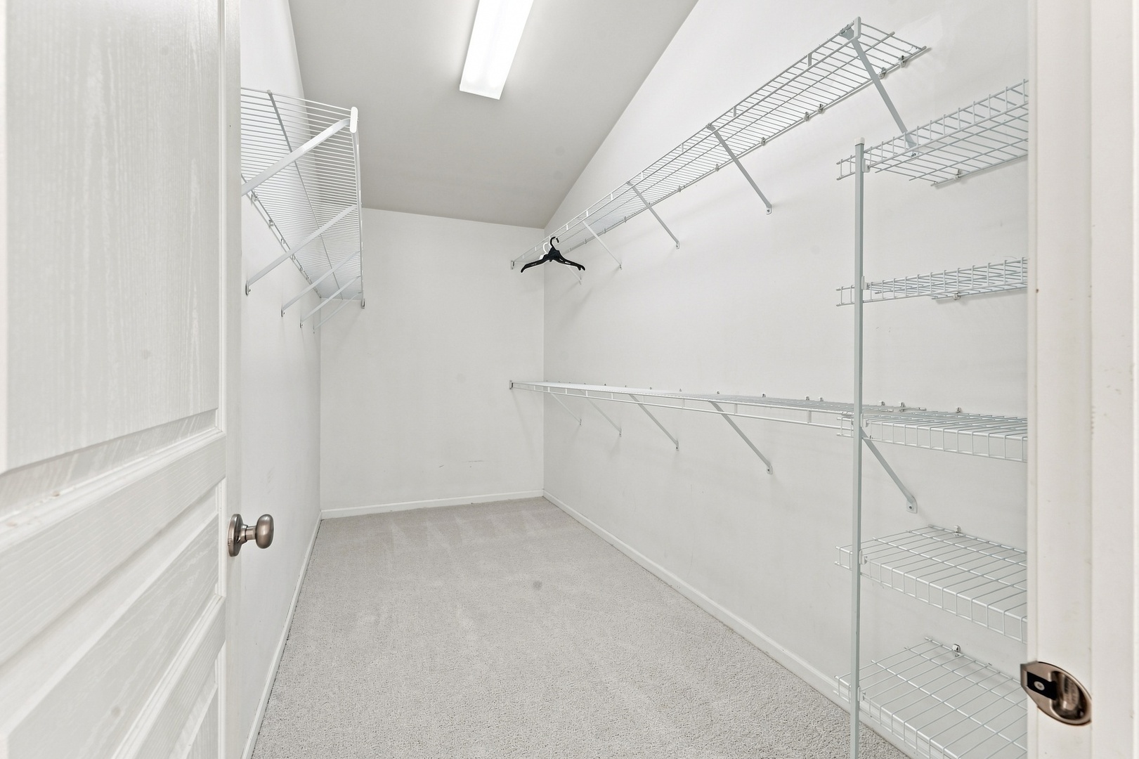1177 Blue Heron Circle Property Photo 4