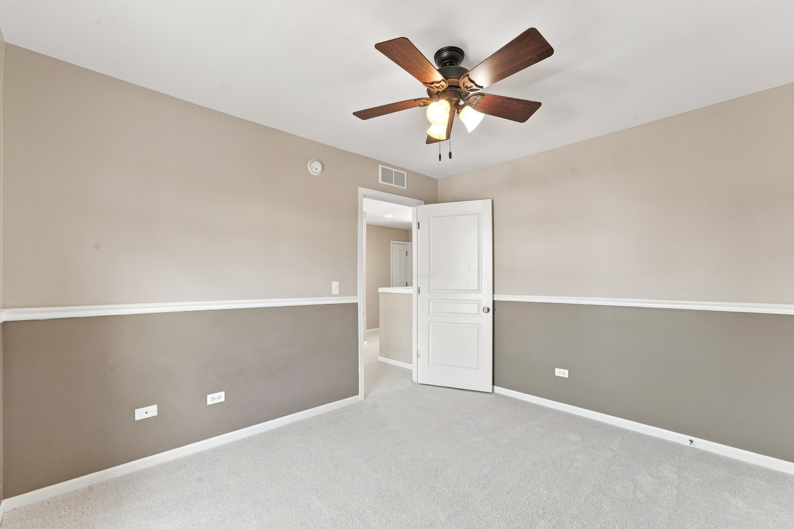1177 Blue Heron Circle Property Photo 13