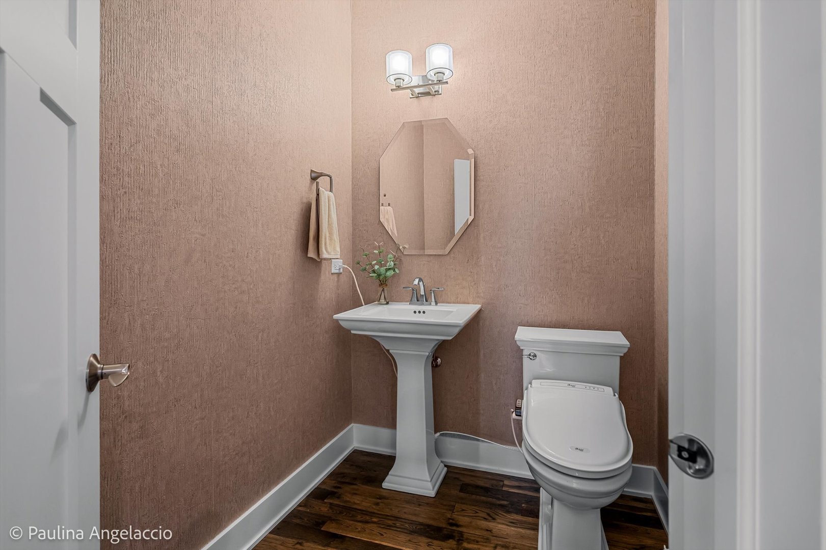516 Pershing Court Property Photo 12