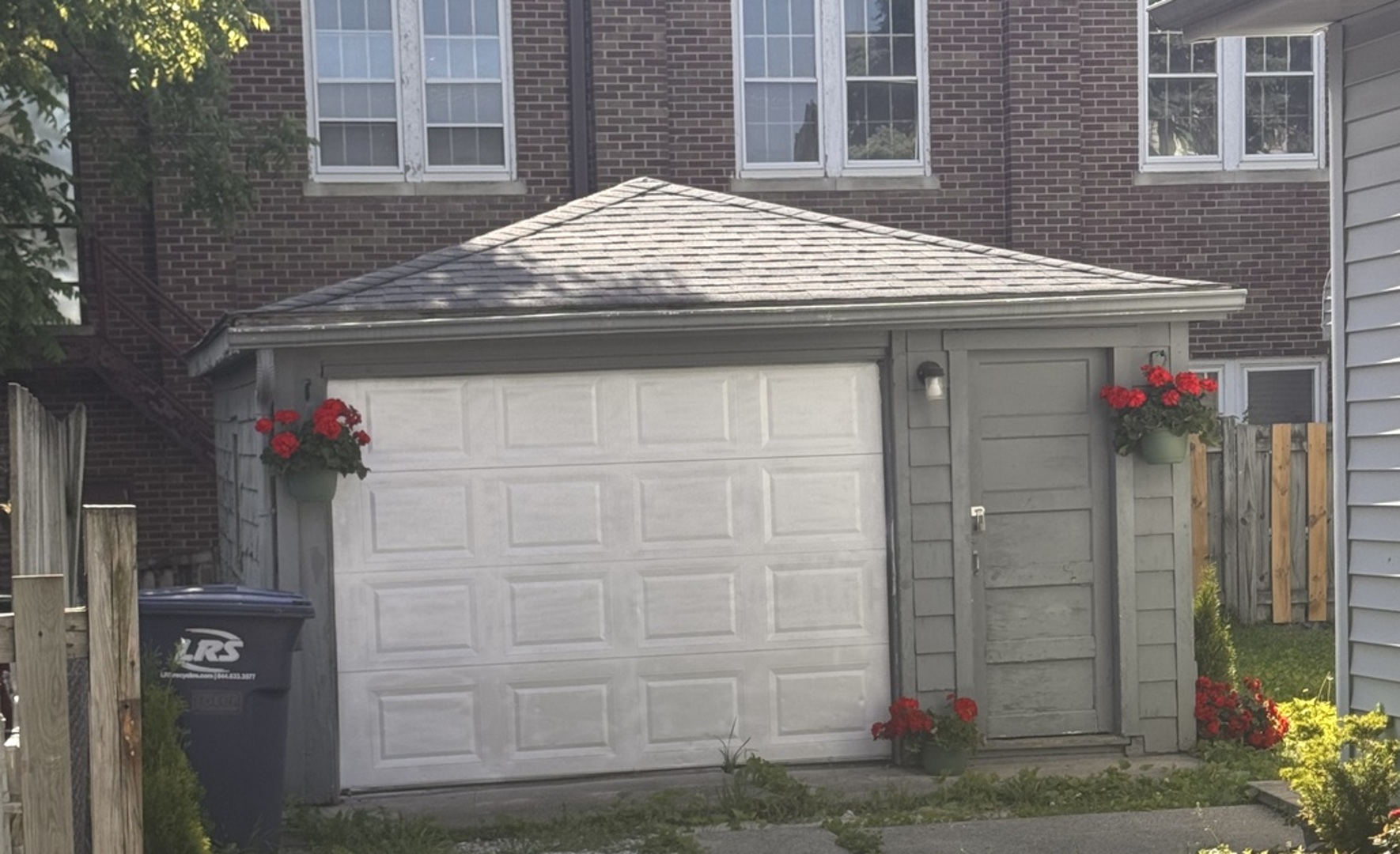 1314 S Cora Street Property Photo 4