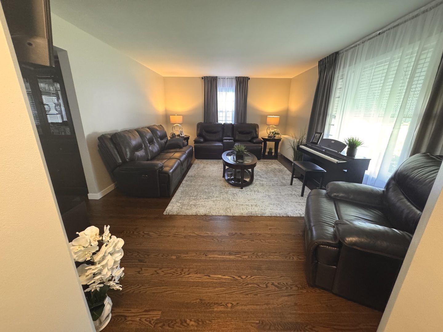 1314 S Cora Street Property Photo 5