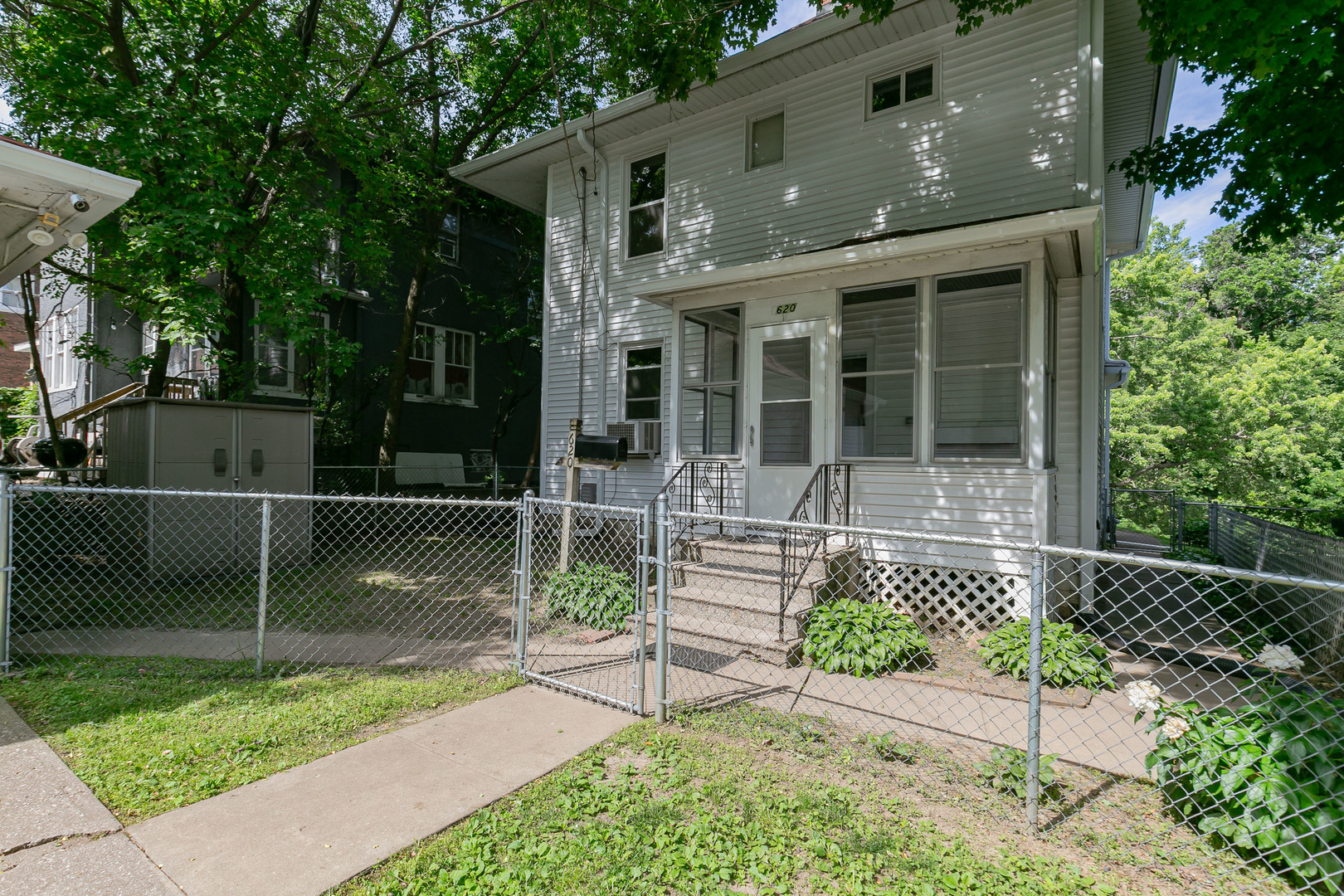 620 10th Street Property Photo 4