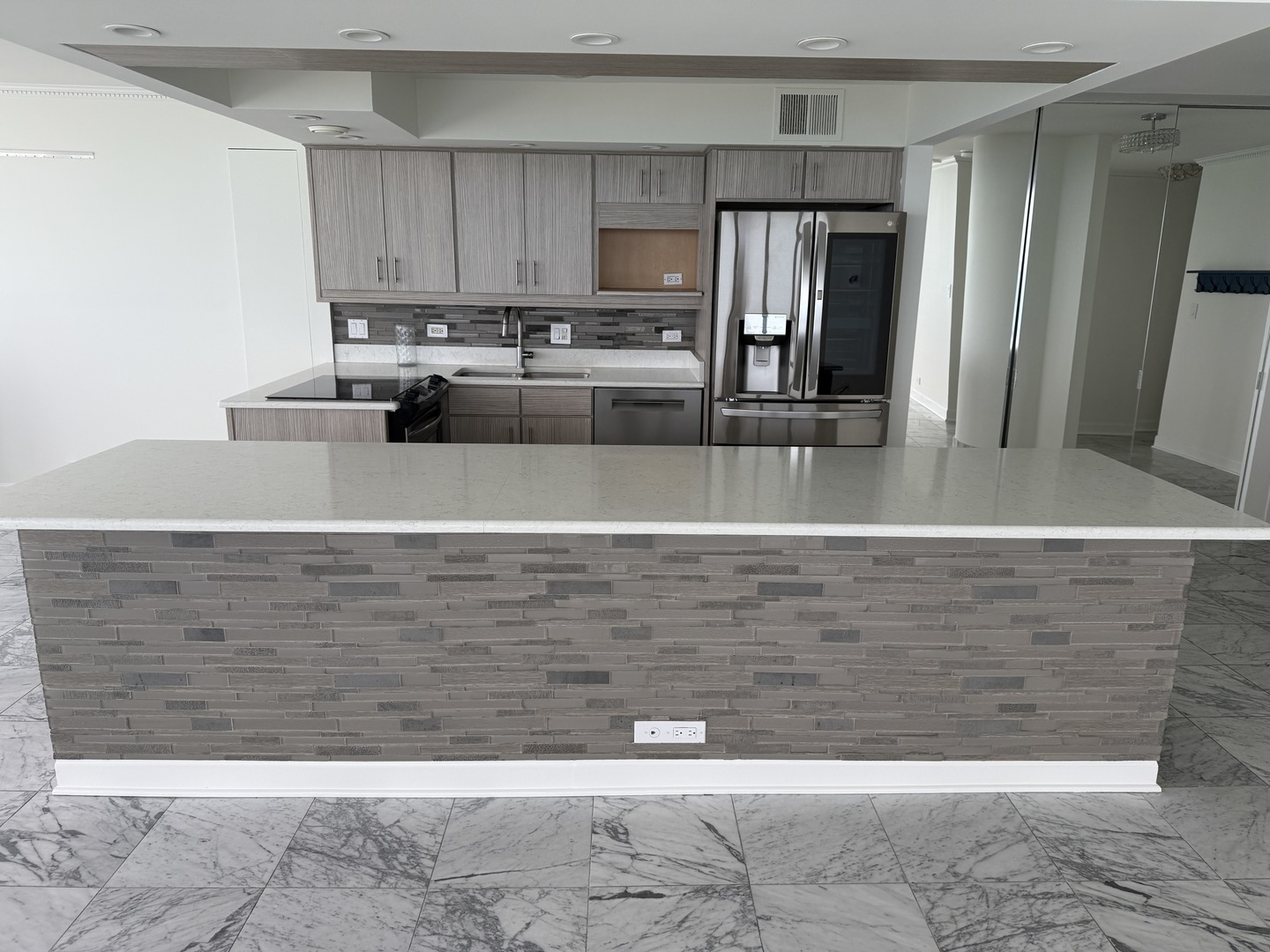 505 N Lake Shore Drive 5706 Property Photo 11