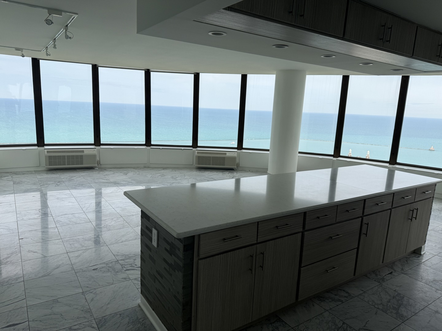 505 N Lake Shore Drive 5706 Property Photo 12