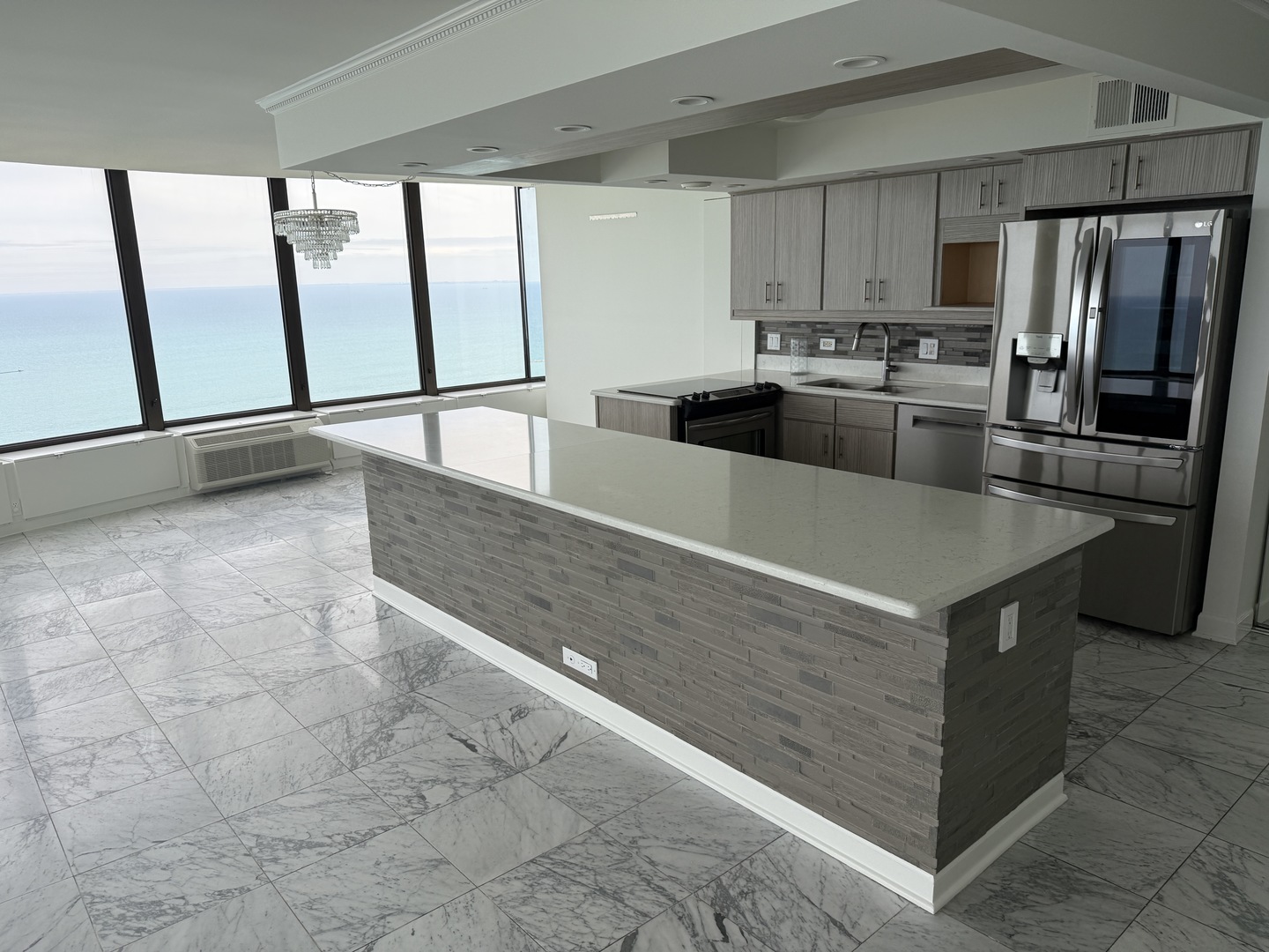 505 N Lake Shore Drive 5706 Property Photo 13