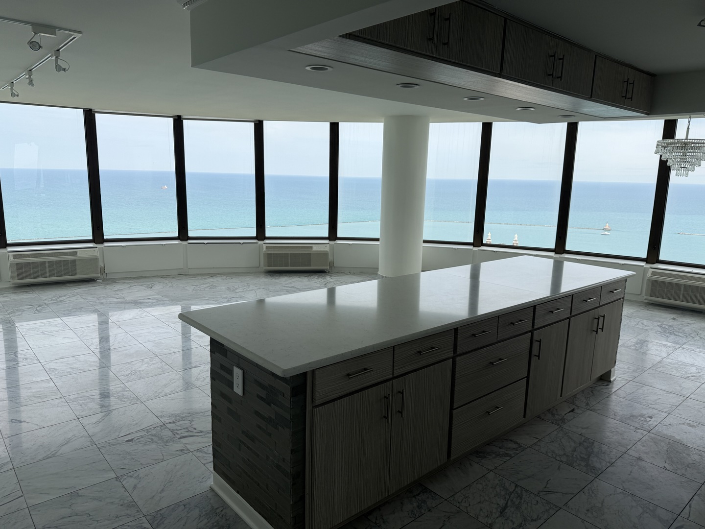 505 N Lake Shore Drive 5706 Property Photo 17