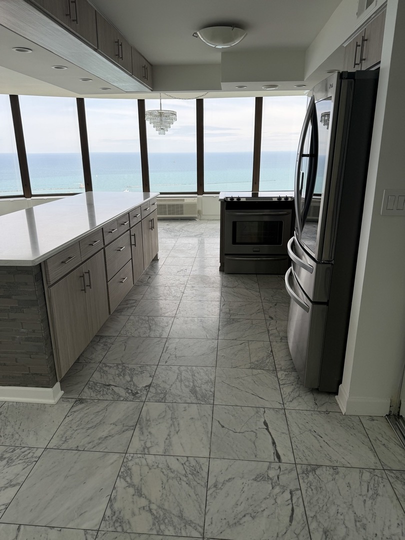 505 N Lake Shore Drive 5706 Property Photo 18