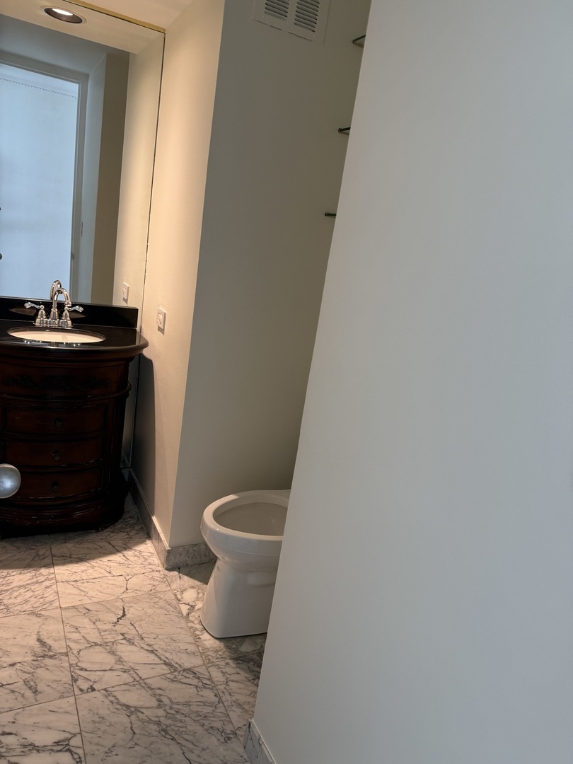 505 N Lake Shore Drive 5706 Property Photo 22