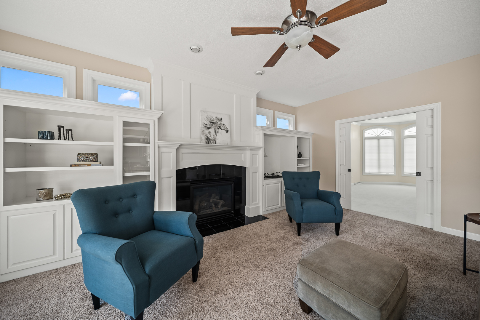 307 S Tombergs Drive Property Photo 9