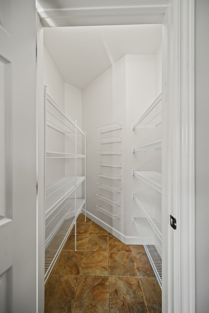 307 S Tombergs Drive Property Photo 19
