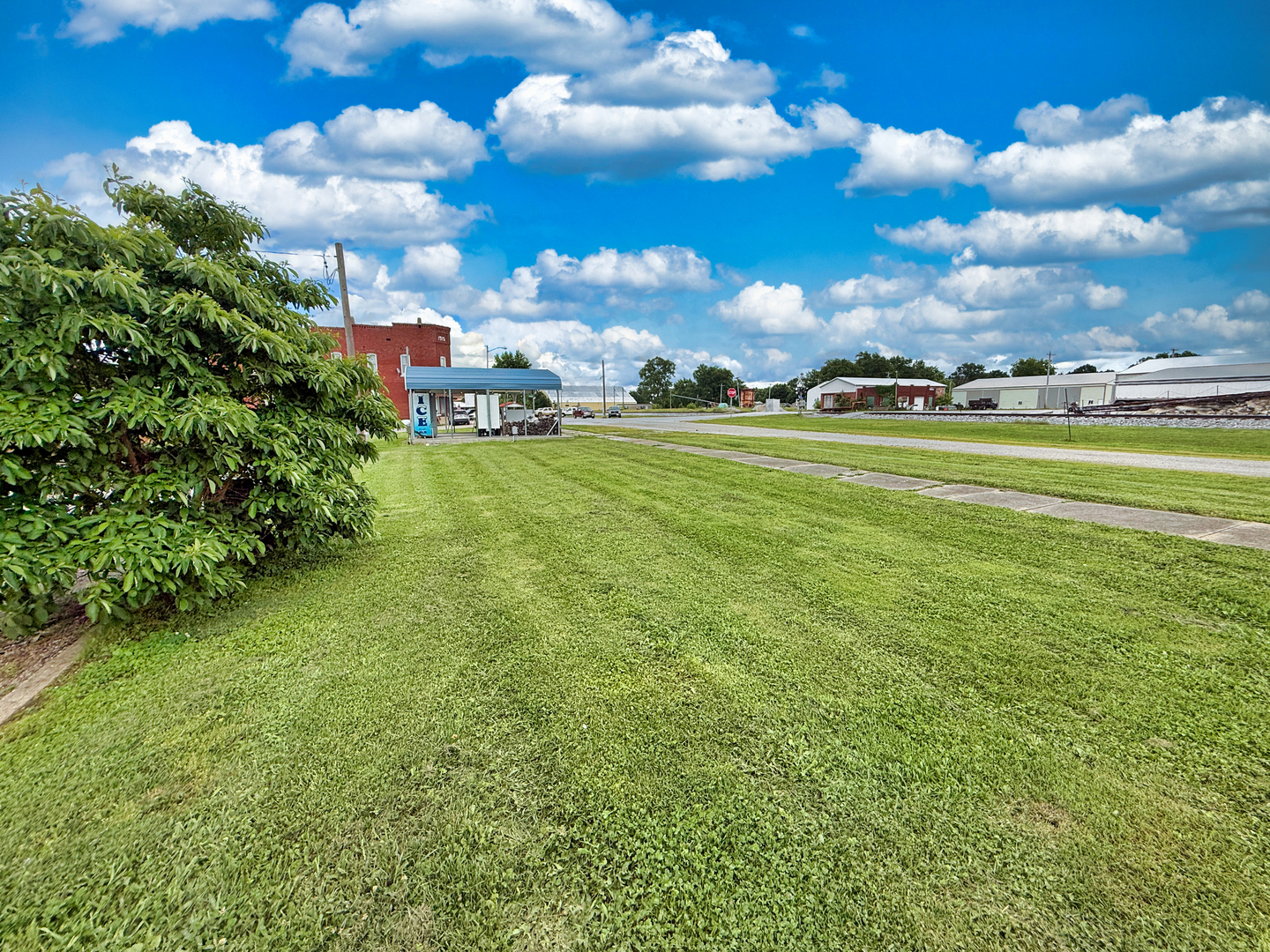 300 Front Street Property Photo 14