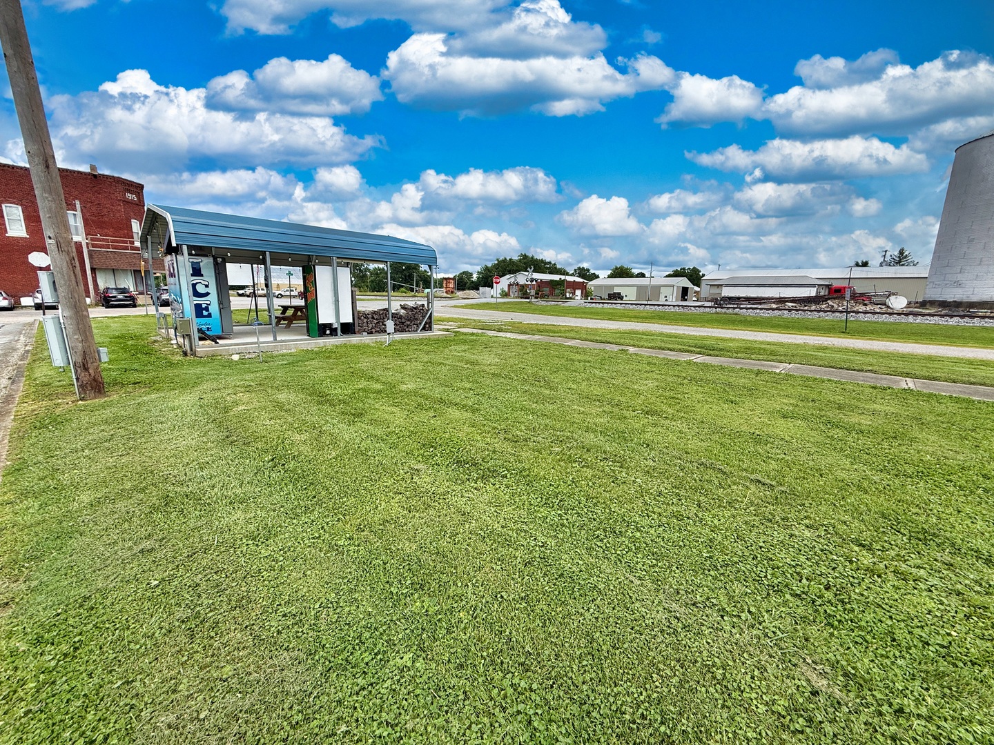 300 Front Street Property Photo 15