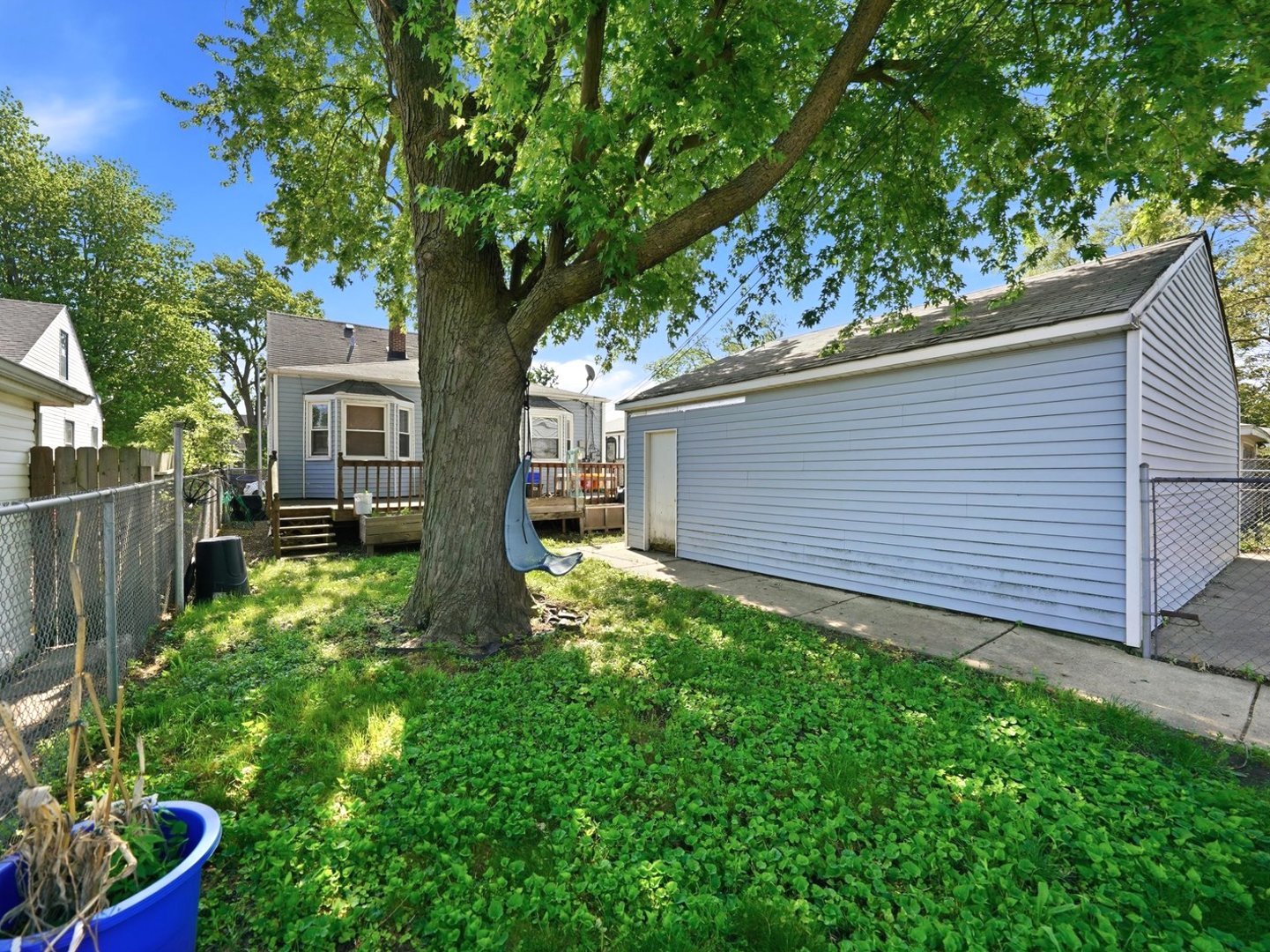 602 Hirsch Avenue Property Photo 23