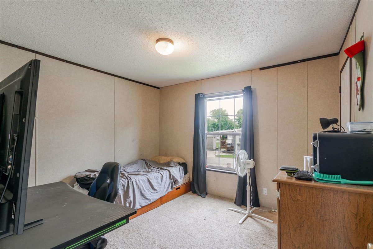 861 4th Street Property Photo 22