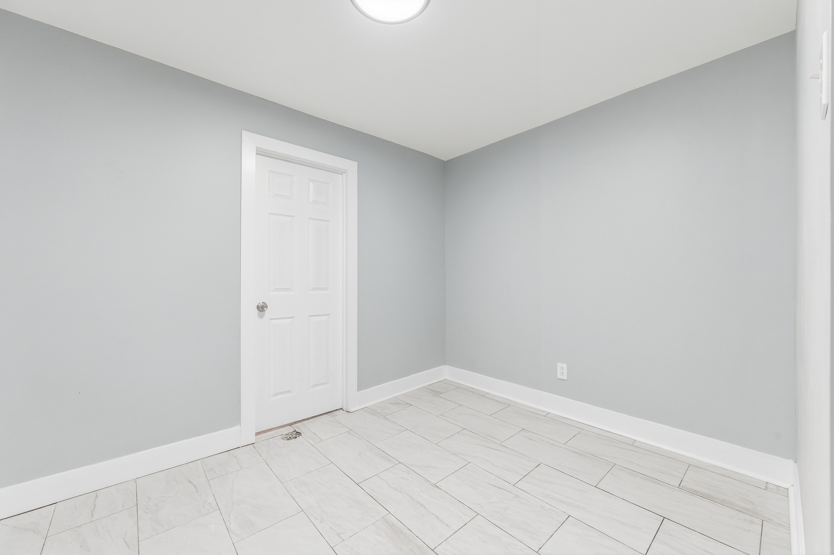 7732 S Phillips Avenue Property Photo 17