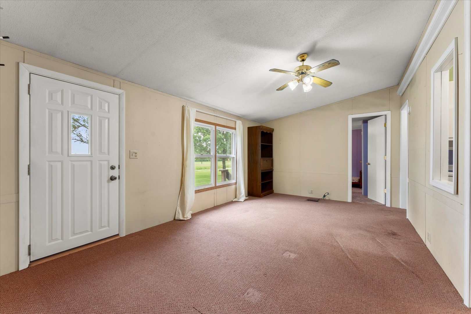 462 County Road 2600 Property Photo 6