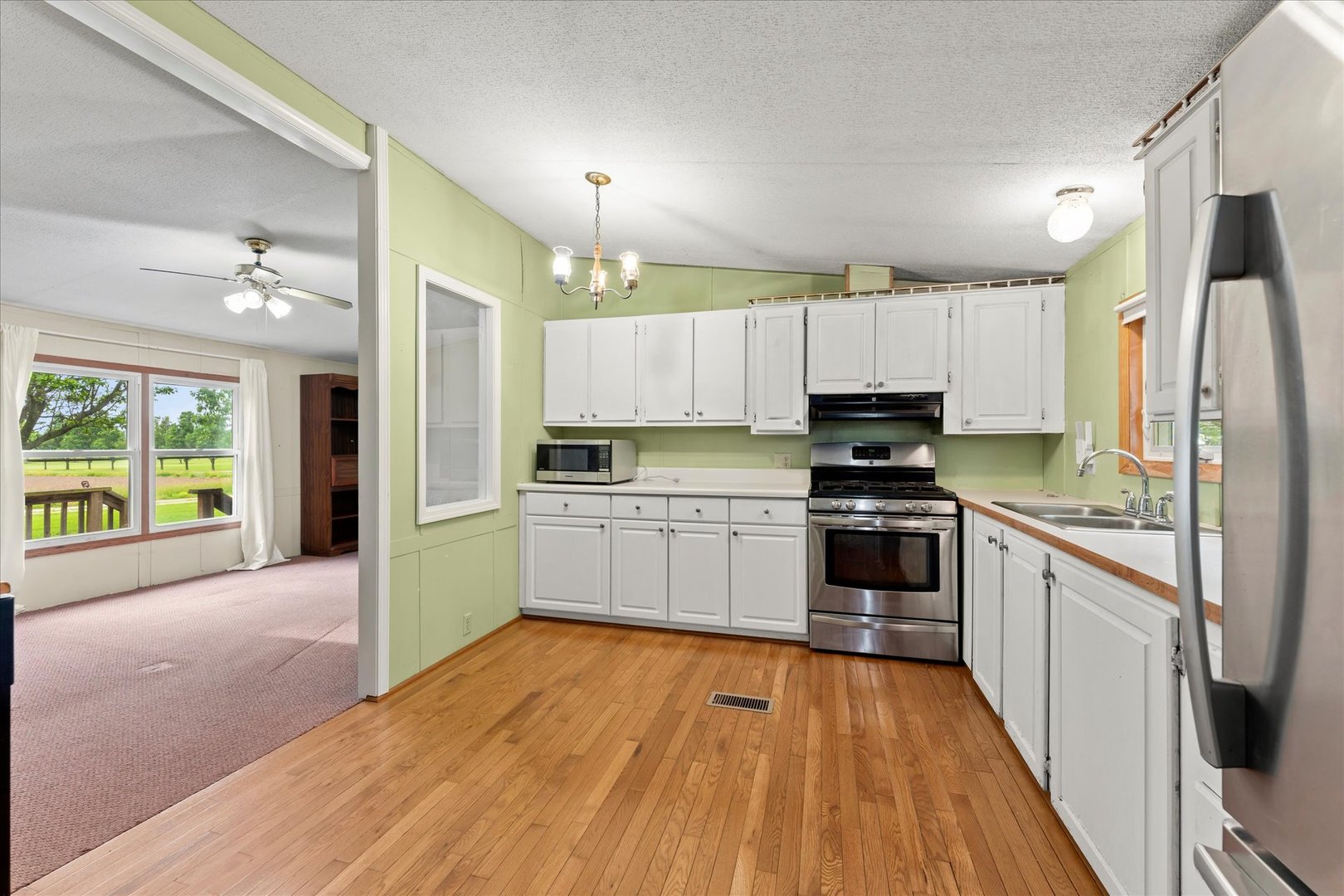462 County Road 2600 Property Photo 10