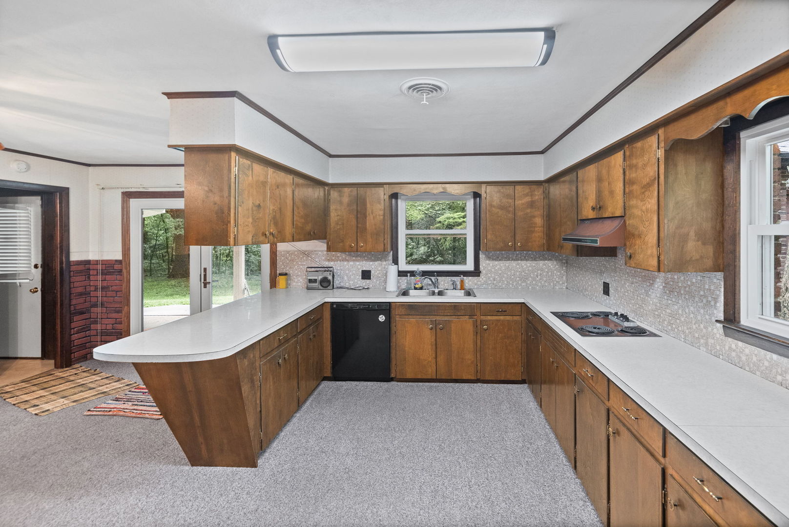 414 Gilliland Road Property Photo 12