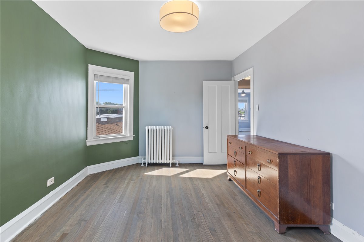 5051 W Montana Street Property Photo 5