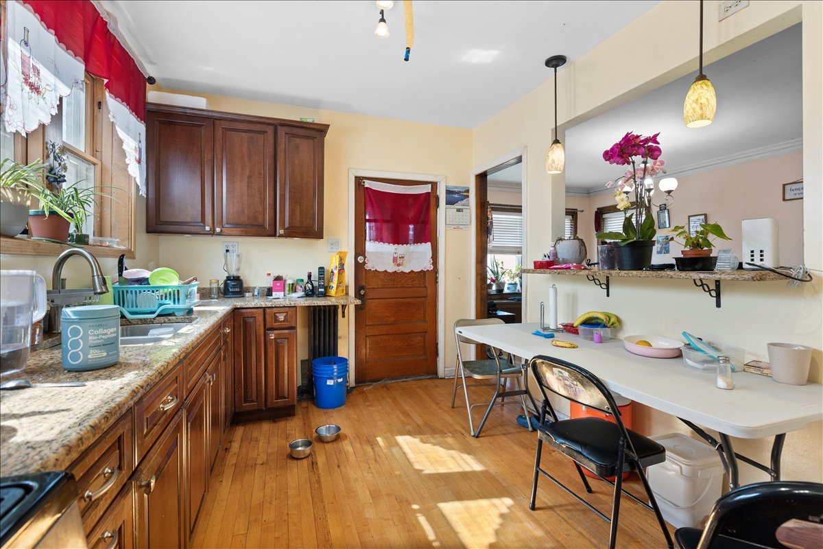 5051 W Montana Street Property Photo 20