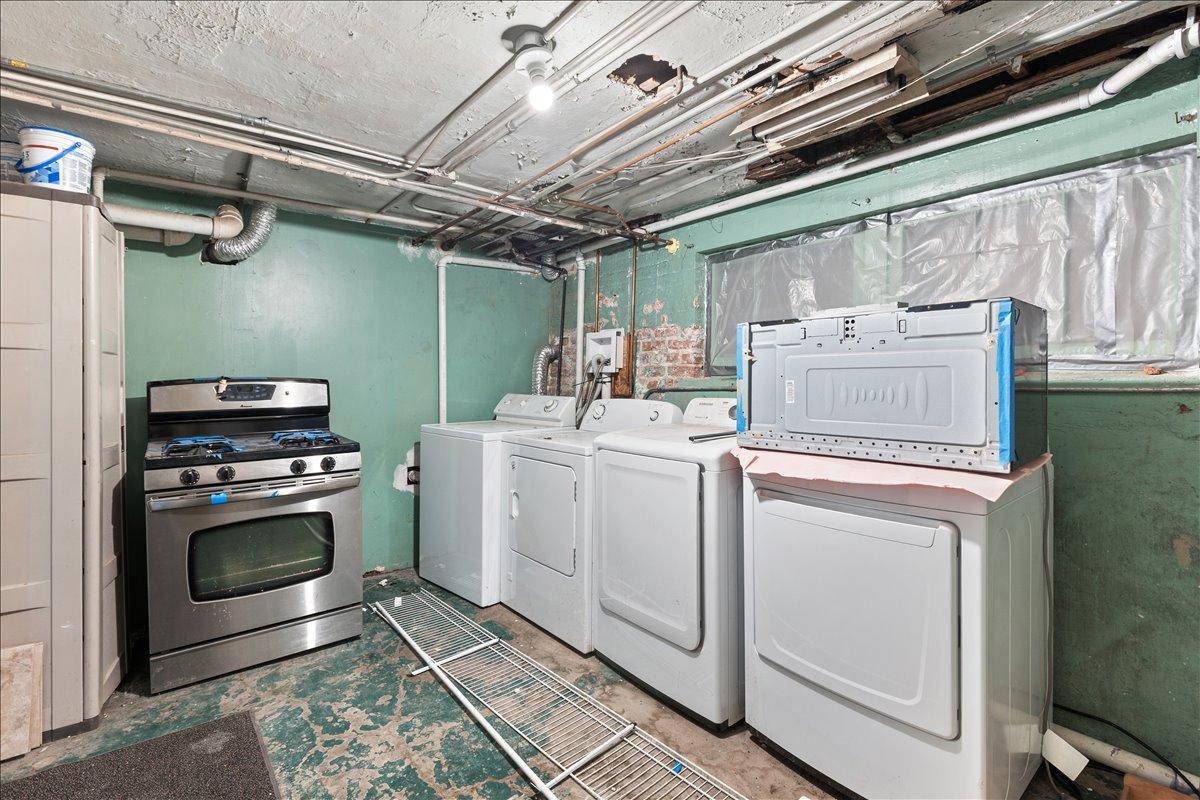 5051 W Montana Street Property Photo 21