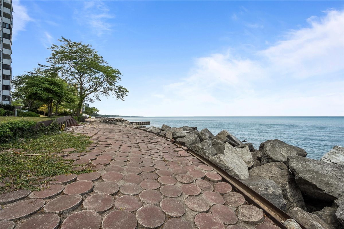 12660611 Property Photo 23