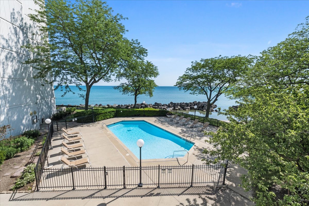 12660611 Property Photo 25