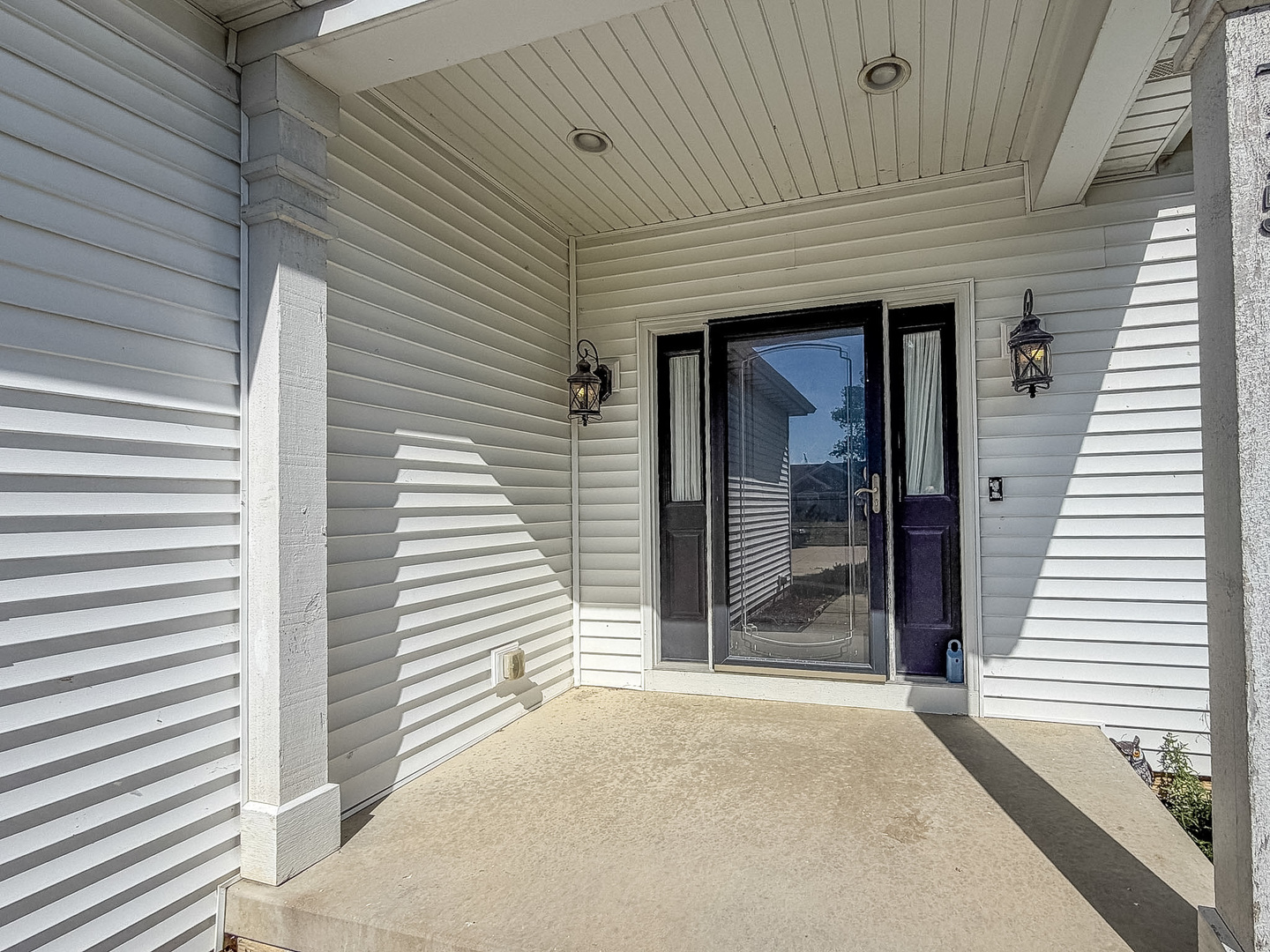 715 Sedgegrass Drive Property Photo 4