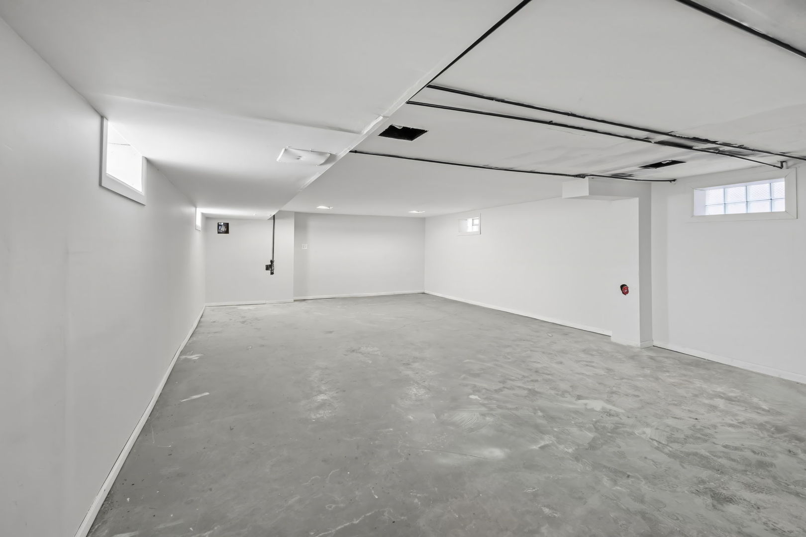 10214 S La Salle Street Property Photo 12