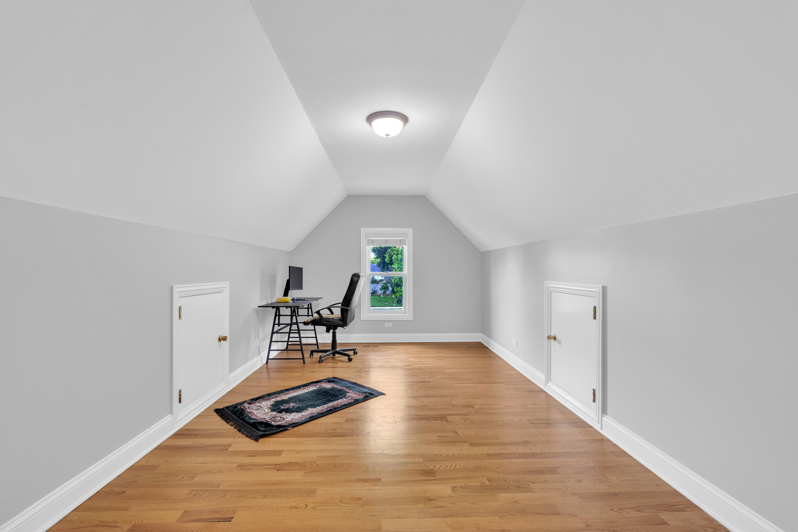 270 E Armitage Avenue Property Photo 13